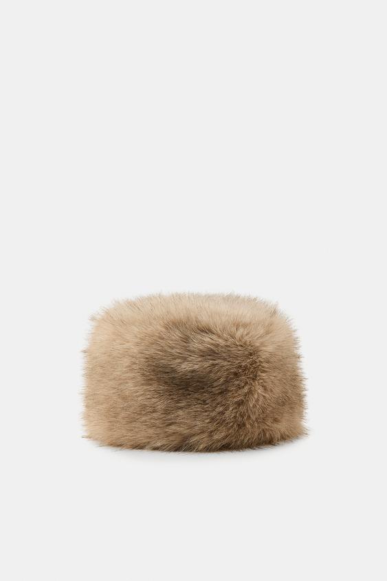BONNET CASQUETTE EFFET FOURRURE - Écru de Zara - Image 3