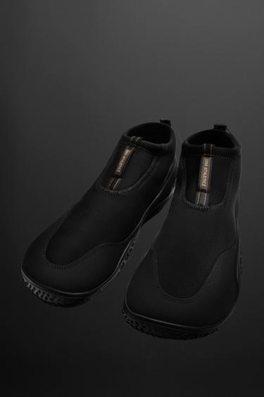 CHAUSSURES AQUATIQUES X VIBRAM® - Noir de Zara - Image 1