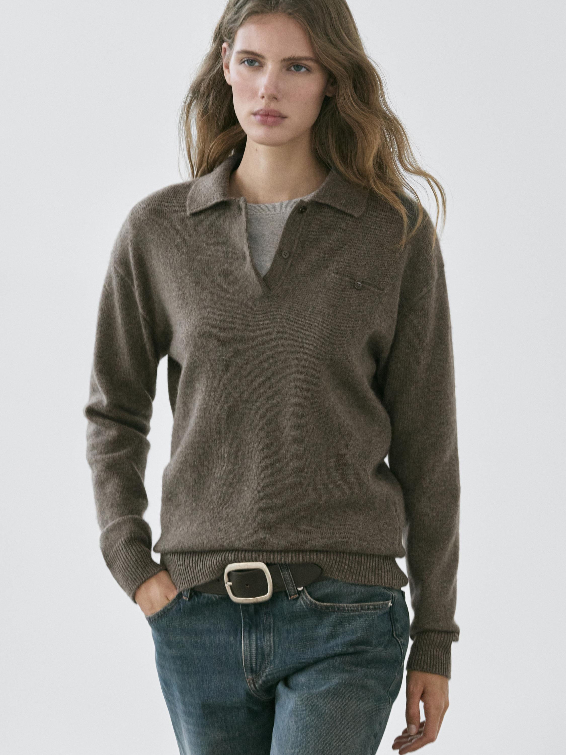 100% cashmere sweater with pocket detail