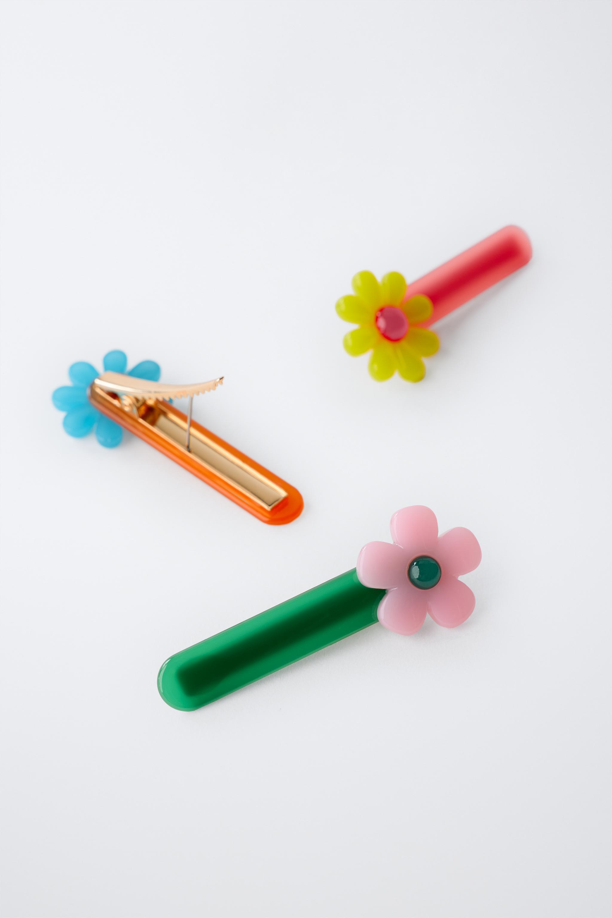 PACK OF THREE FLORAL HAIR CLIPS