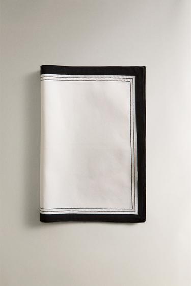 PLACEMAT WITH BLACK BORDER - Black / White by Zara - Image 1