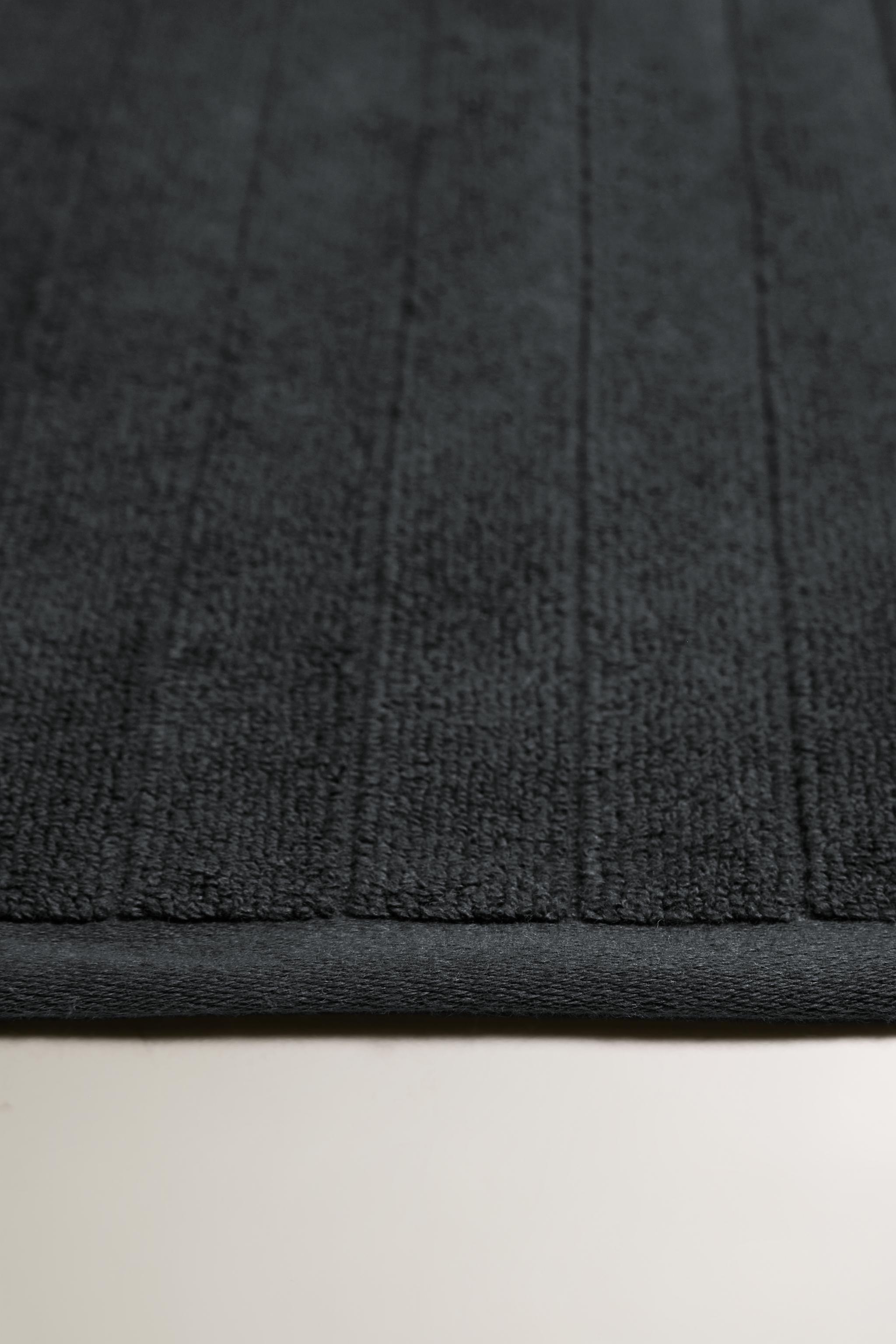 RICE STITCH BATH MAT — MIDNIGHT BLUE
