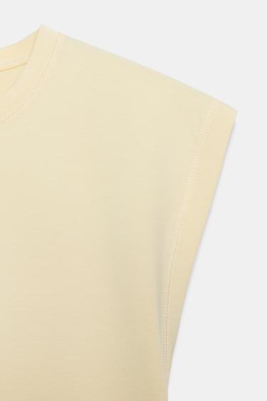 T-SHIRT EN COTON - Jaune pastel de Zara - Image 6