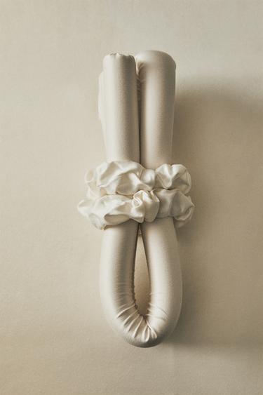 MULBERRY SILK HAIR STYLER - Ivory by Zara