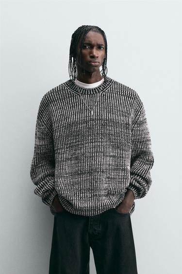 Zara TEXTURED CABLE KNIT SWEATER - Black