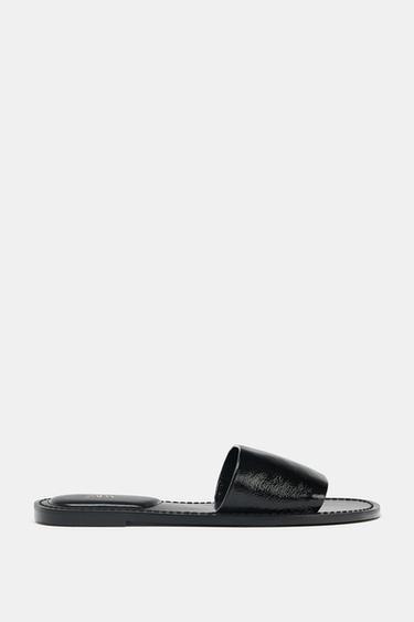 CRACKLED LEATHER STRAP - Black by Zara
