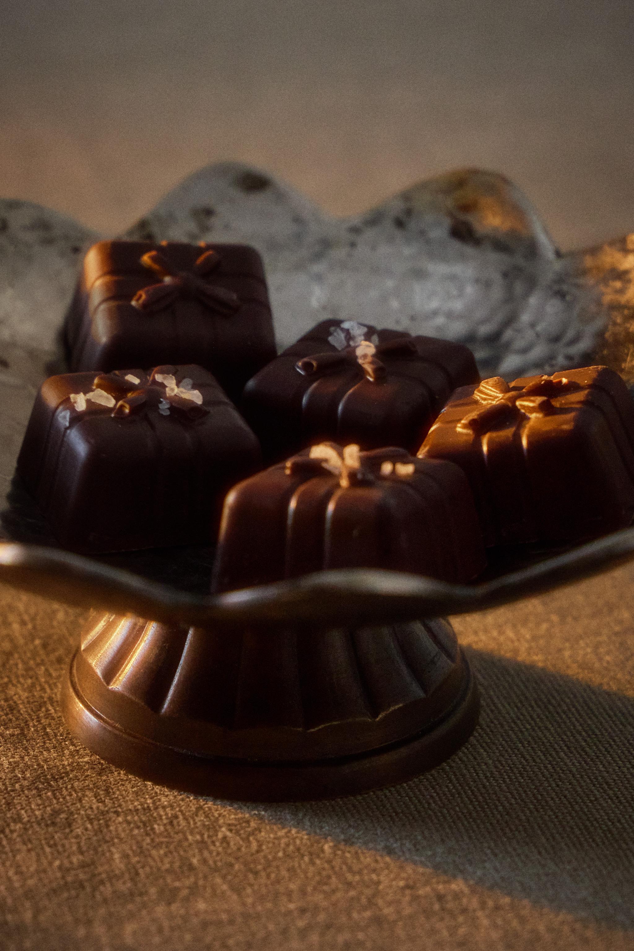 CHRISTMAS SILICONE CHOCOLATE MOLD (set OF 2)