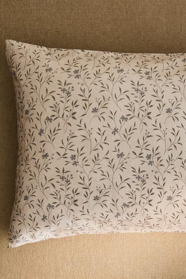 HOUSSE DE COUSSIN MINI-FLEURS - Écru de Zara - Image 6