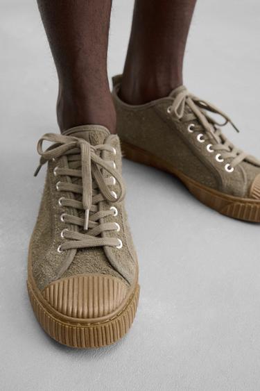 CONTRAST LEATHER TRAINERS - Sea green by Zara