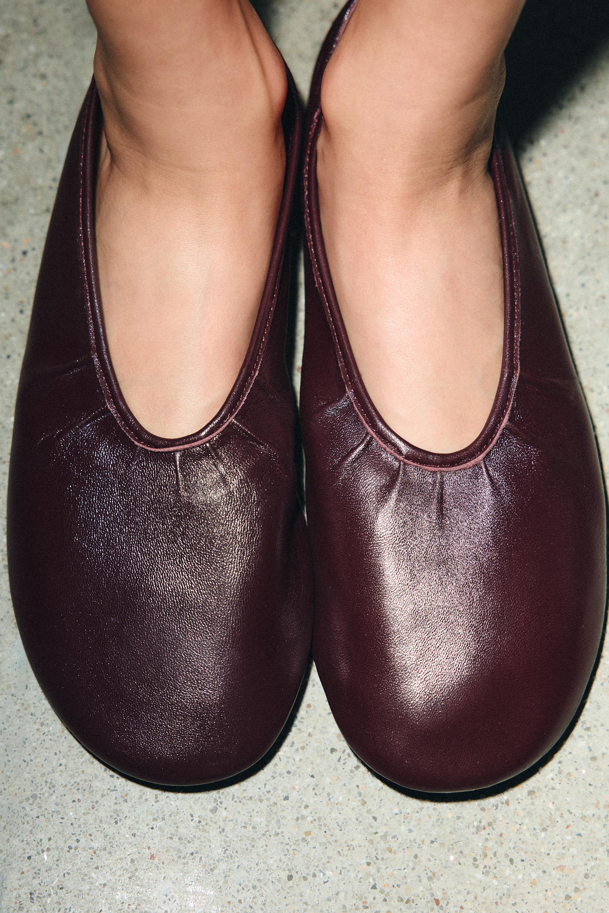 SOFT EFFECT LEATHER BALLET FLATS