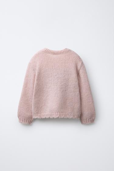 PULL EN MAILLE À OURS BRODÉ - rose poudré de Zara - Image 1