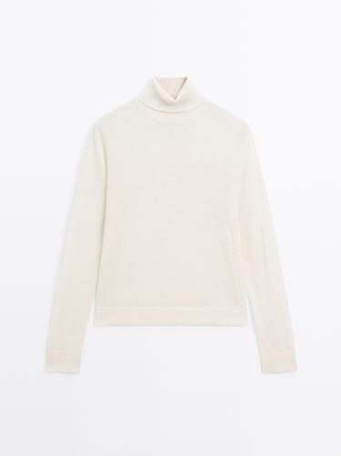 Jersey cuello alto con lana - Crudo de Zara