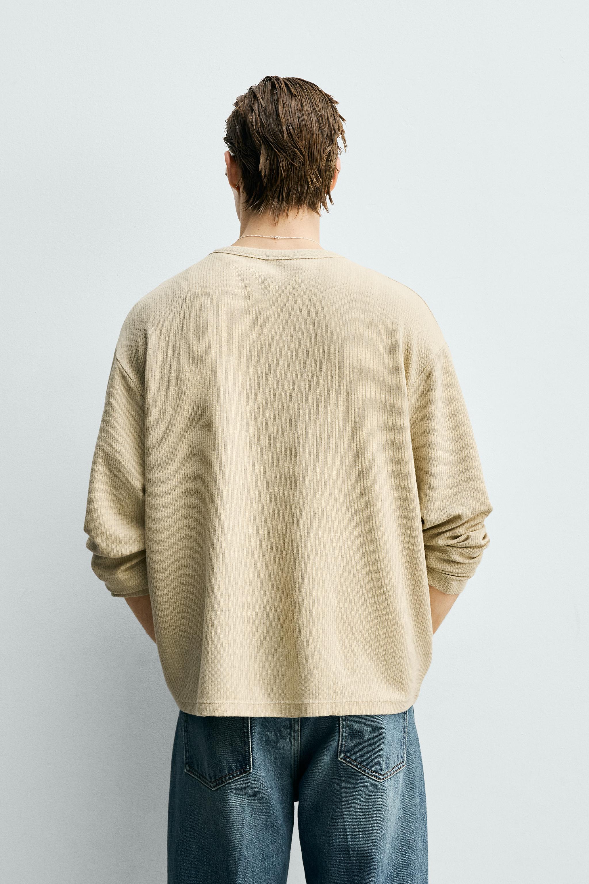 TEXTURED POLO T-SHIRT