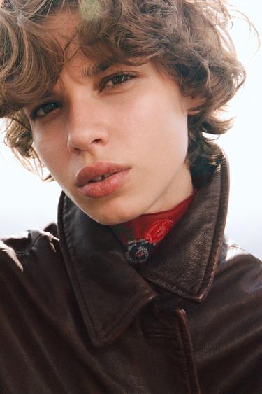 VESTE EN CUIR DÉLAVÉ - Marron de Zara - Image 1