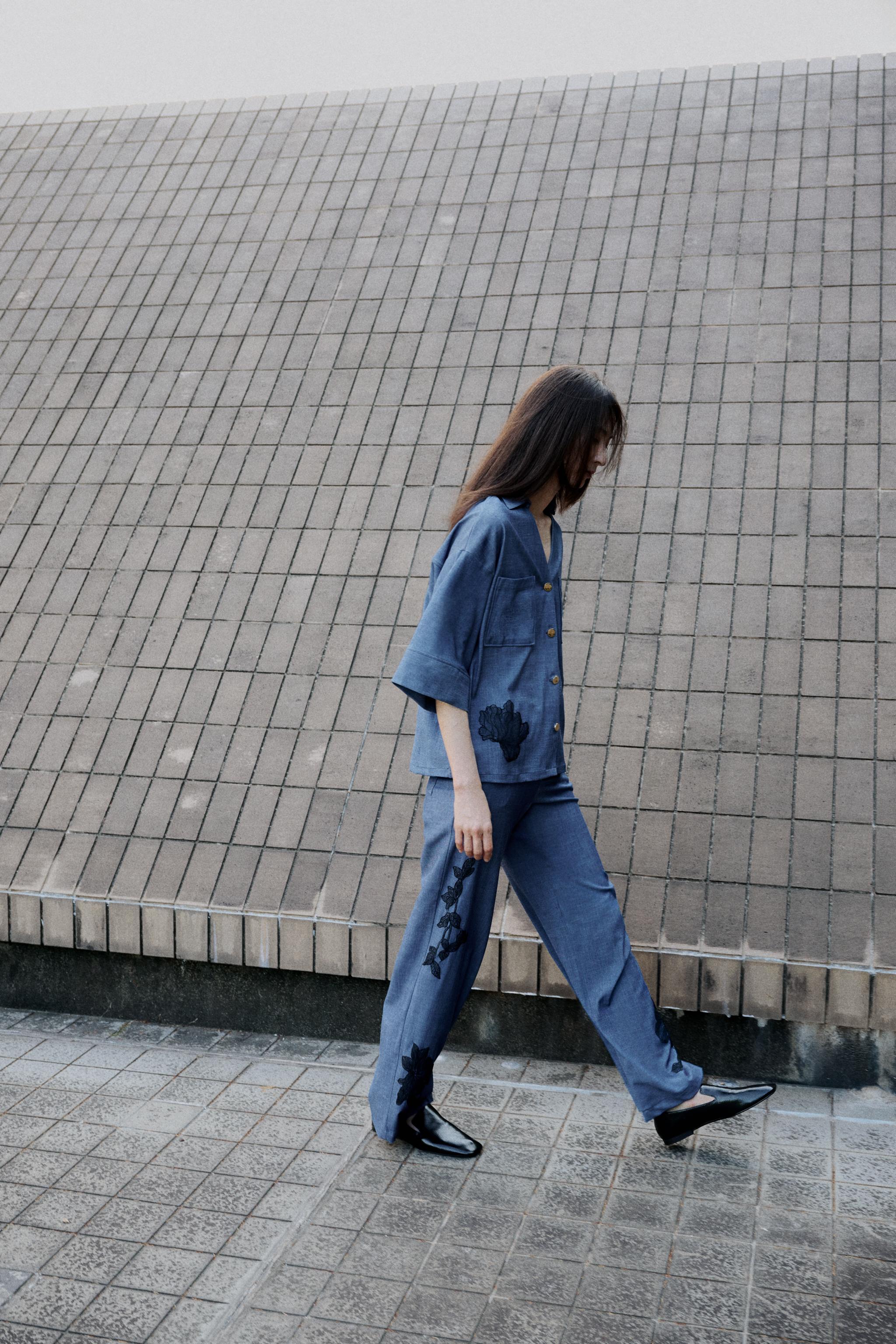 あいうえお　ZARA  ワイドデニム　WIDE-LEGデニムパンツ TRF HIGH-RISE WIDE-LEG デニムパンツ - オーシャンブルー