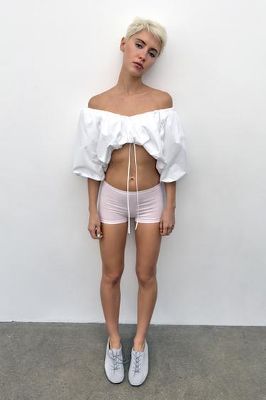 TOP HEAVY COTTON GLOBO - Blanco de Zara