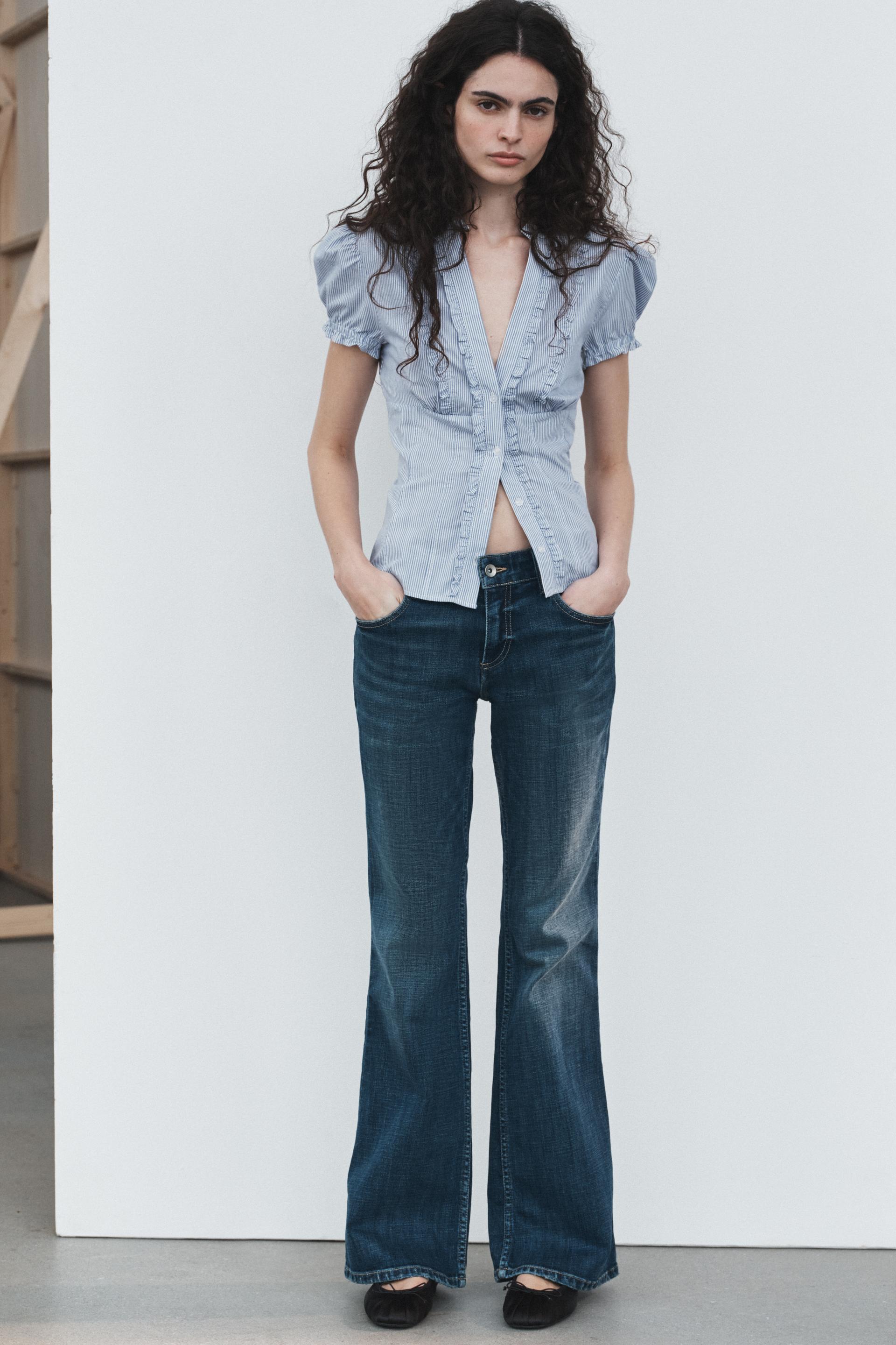 Zara TRF LOW-RISE BOOTCUT JEANS