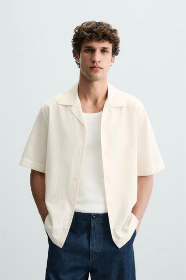 CAMISA LISTRADA COM TEXTURA - Bege da Zara