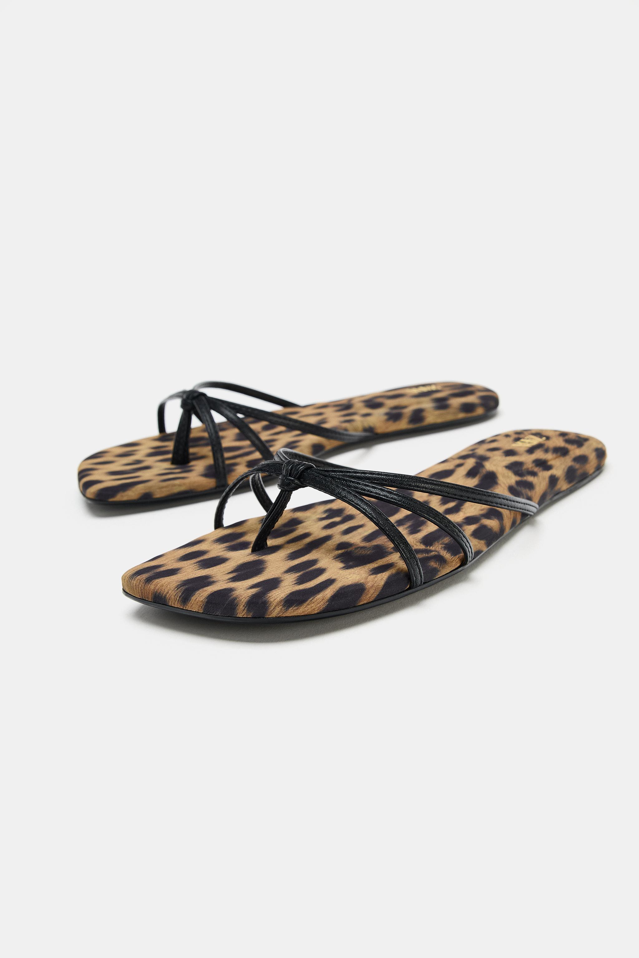 Zara Desenli Düz Sandalet görsel 4