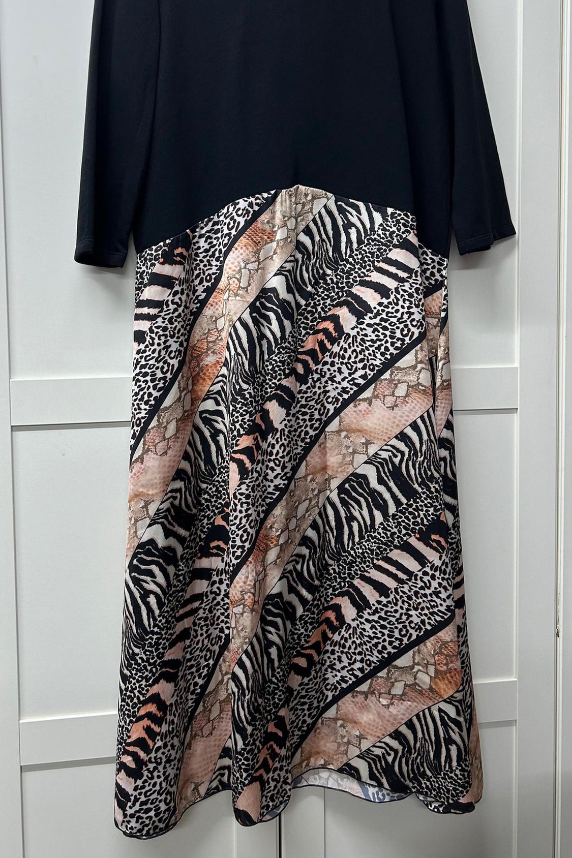 SATIN-FINISH CONTRAST DRESS