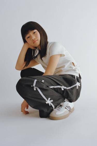 Zara 蝴蝶結和蕾絲科技布料長褲 - 黑色