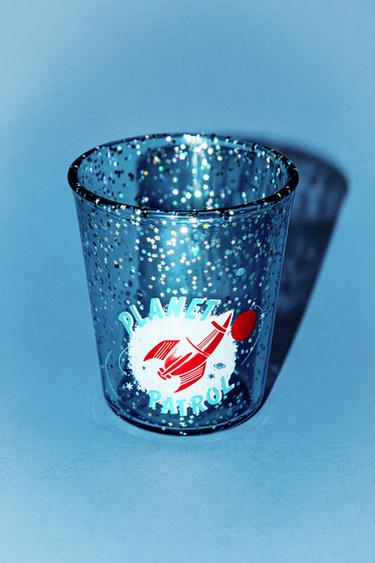 CHILDREN'S GLITTER TRITAN™ TUMBLER WITH STARS - أزرق الخاص بـ Zara