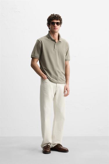 BASIC-POLOSHIRT AUS PIKÉE MIT STRUKTURMUSTER - Helles Khaki von Zara - Bild 0