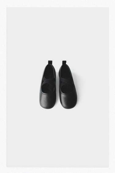 LEATHER SCHOOL BALLERINAS - Black by Zara