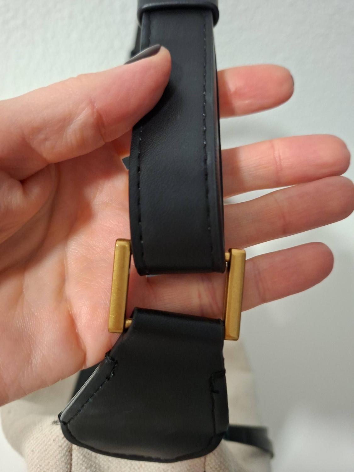 OVAL CROSSBODY BAG - Image 3