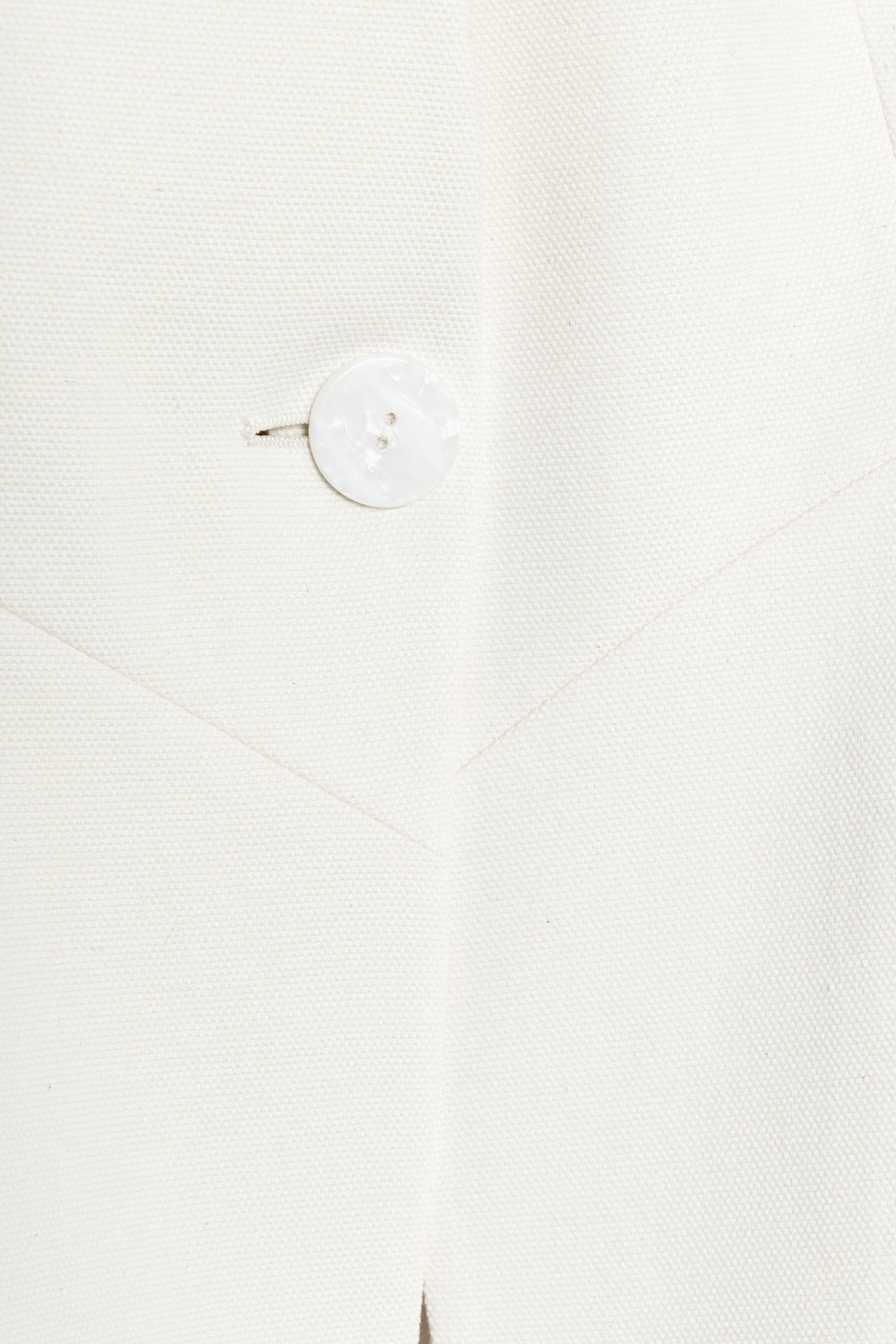 FITTED BLAZER WITH SHOULDER PADS