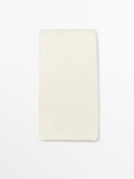 Fine wool blend scarf