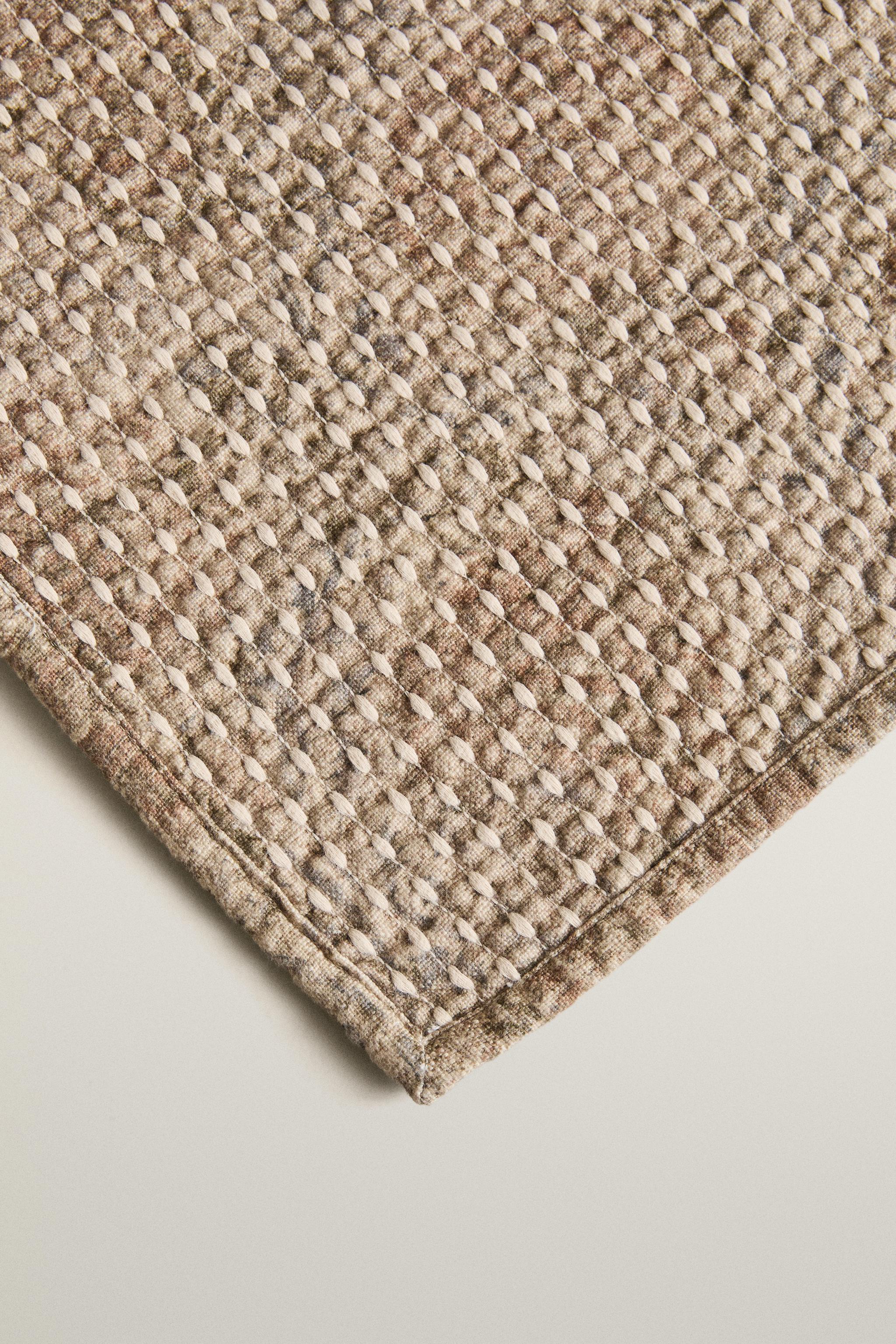 COUVERTURE TEXTURÉE