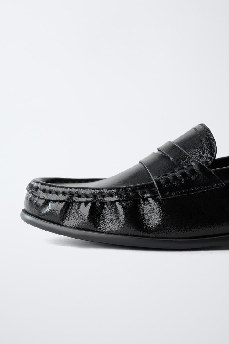 PISOS FINOS TIPO MOCASÍN 6