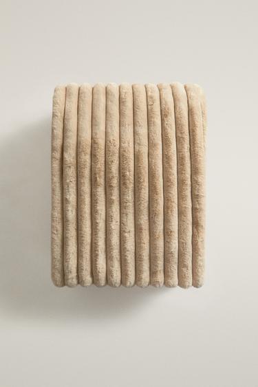 COUVERTURE FOURRURE RELIEF TUBULAIRE - Sable de Zara