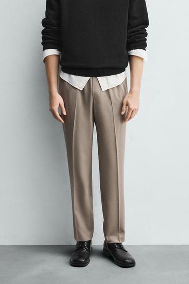 بنطلون بخصر JOGGER مريح - محمر فيجوريه الخاص بـ Zara