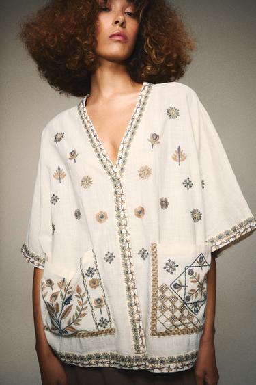 BLUSA BORDADOS ZW COLLECTION - Crudo de Zara
