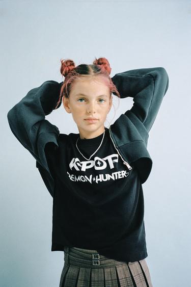 KPOP DEMON HUNTERS™ NETFLIX © PRINTED T-SHIRT - Anthracite grey by Zara