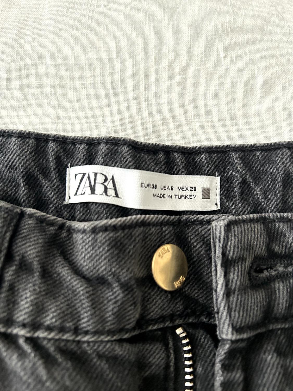 STUDDED CROPPED JEANS - Image 4