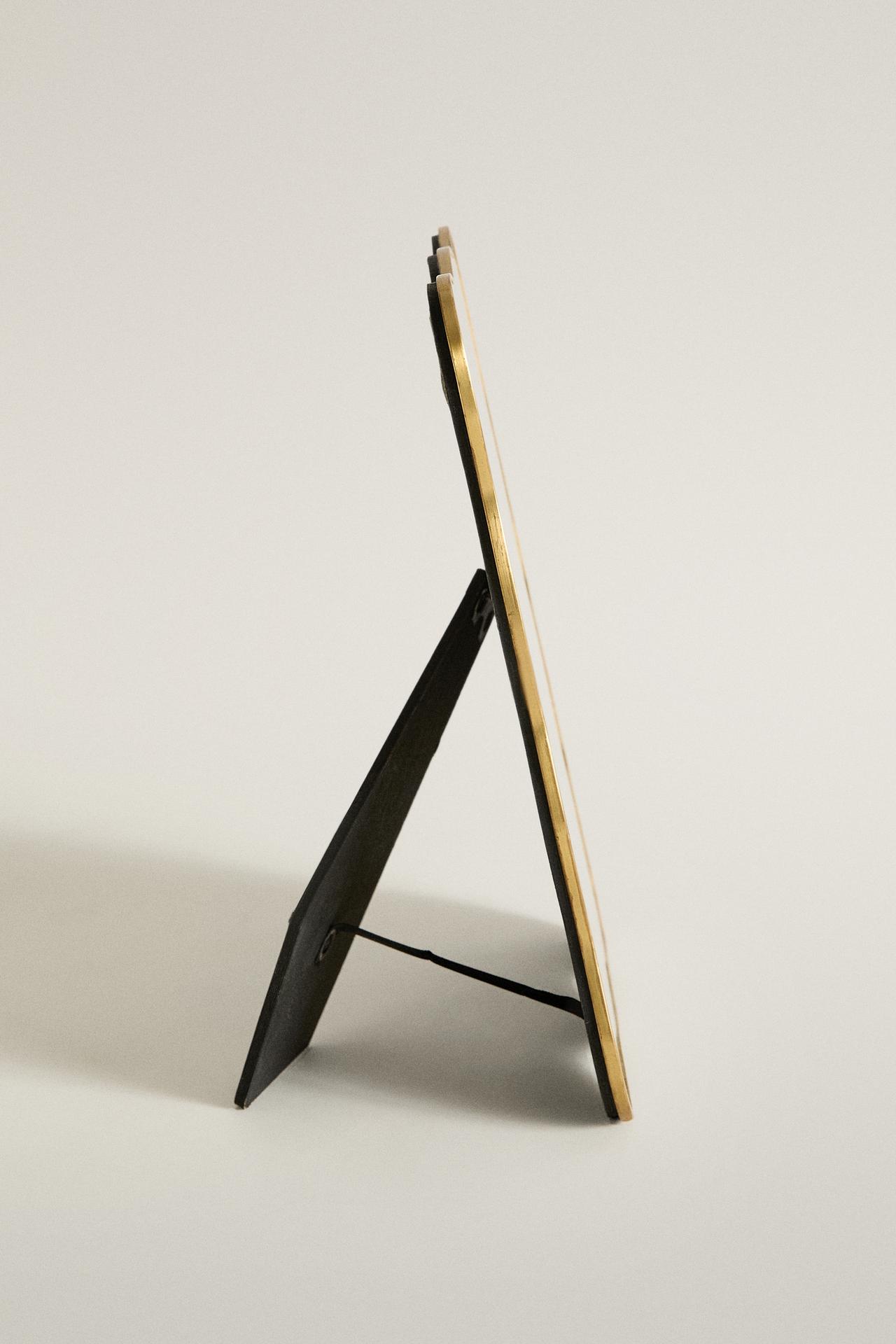 WAVY METAL PICTURE FRAME — Gold