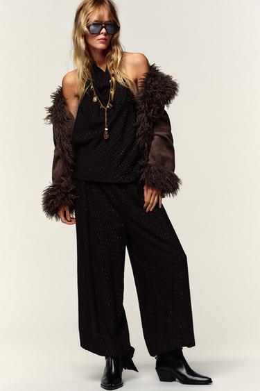 ТОП С ГОРЛОВИНОЙ ХАЛТЕР И МЕТАЛЛИЗИРОВАННОЙ НИТЬЮ — ЧЕРНЫЙ от Zara