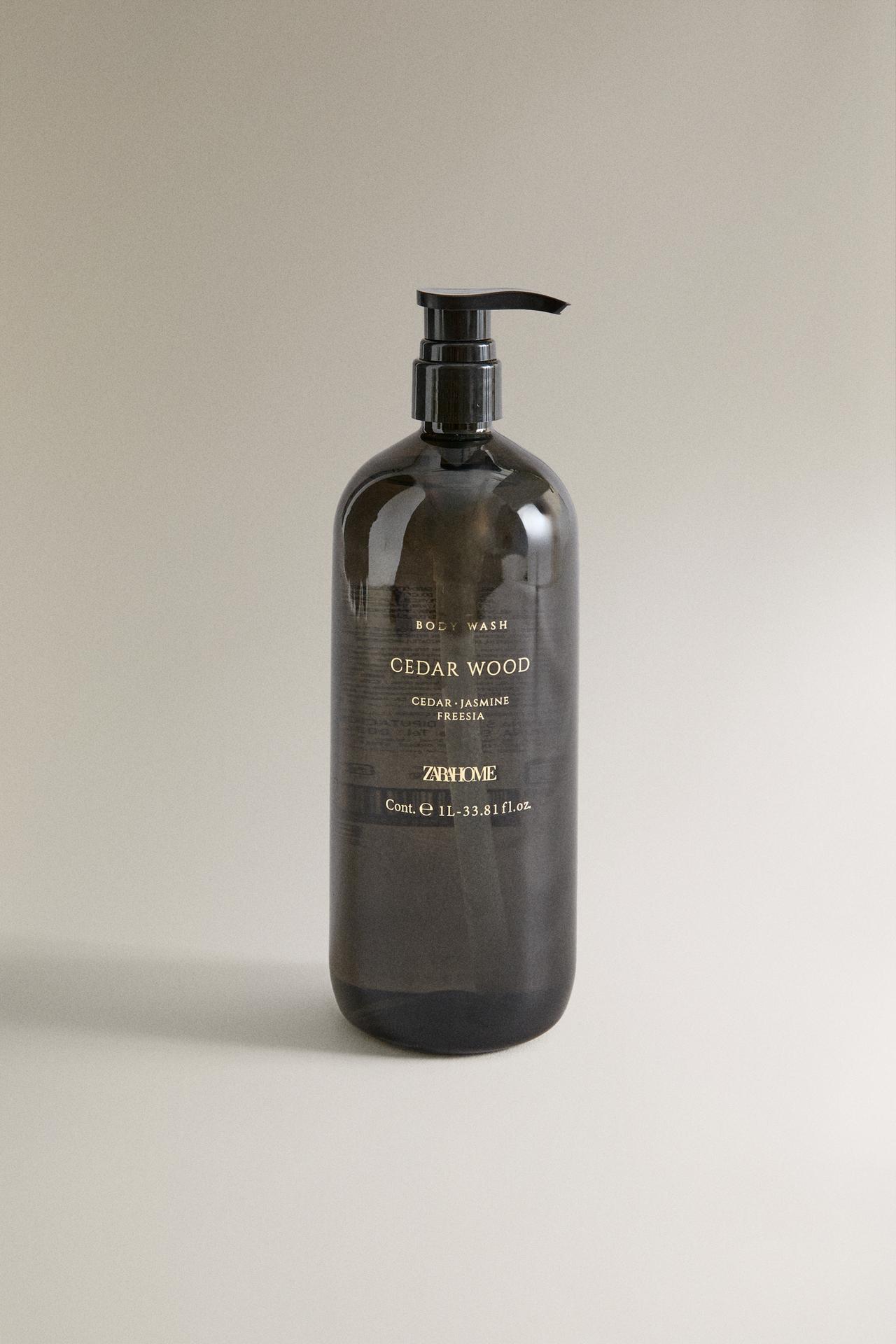 (1L) CEDAR WOOD LIQUID BODY SOAP — Sky blue