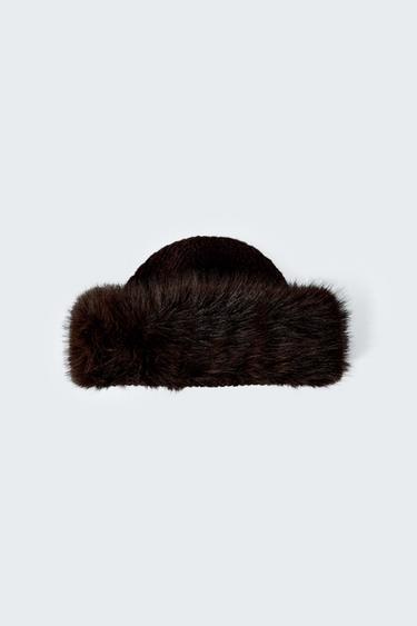 FAUX FUR KNIT BEANIE - Brown by Zara