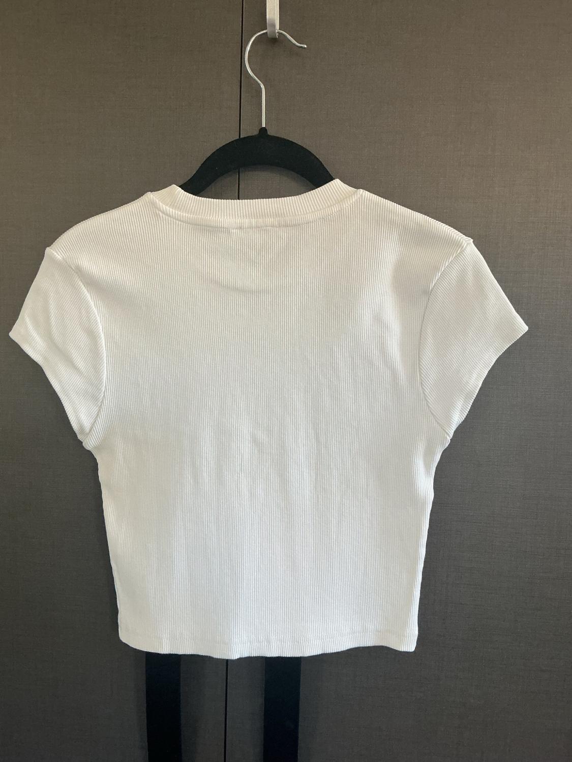JEWEL RIB CROP TOP - Image 2