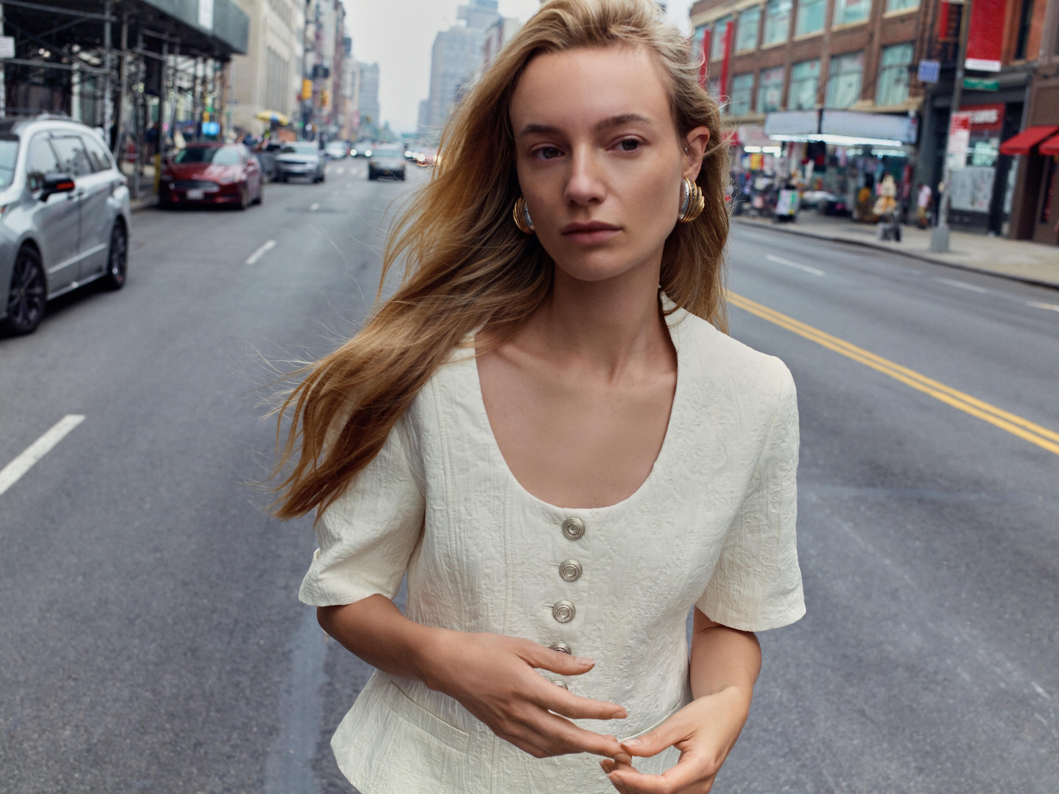 SHORT SLEEVE JACQUARD JACKET — Ecru