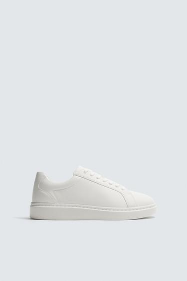 ОДНОТОННЫЕ КРОССОВКИ НА ОБЪЕМНОЙ ПОДОШВЕ — Белый от Zara