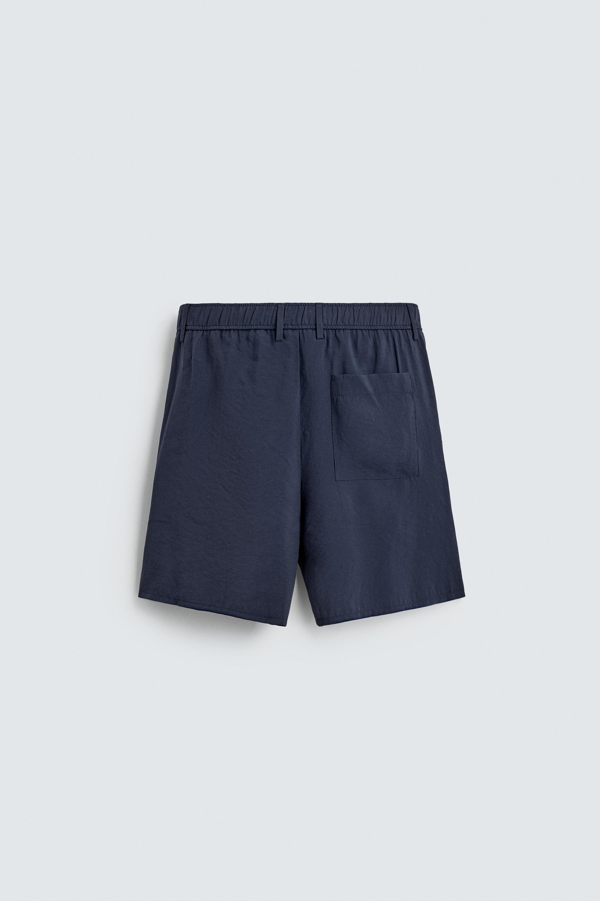 SOFT FLOWY PLEATED SHORTS