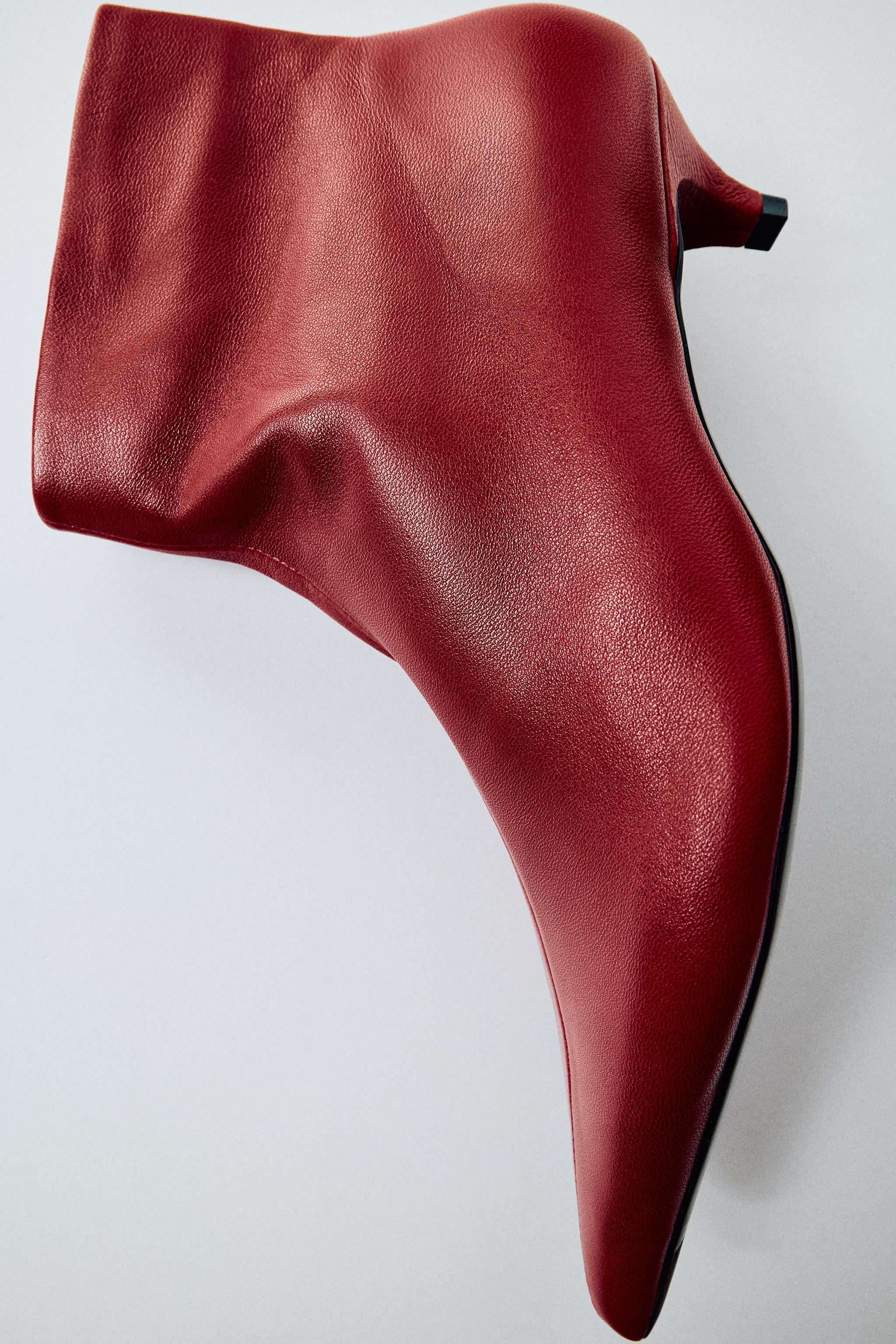 SOFT LEATHER KITTEN-HEEL ANKLE BOOTS