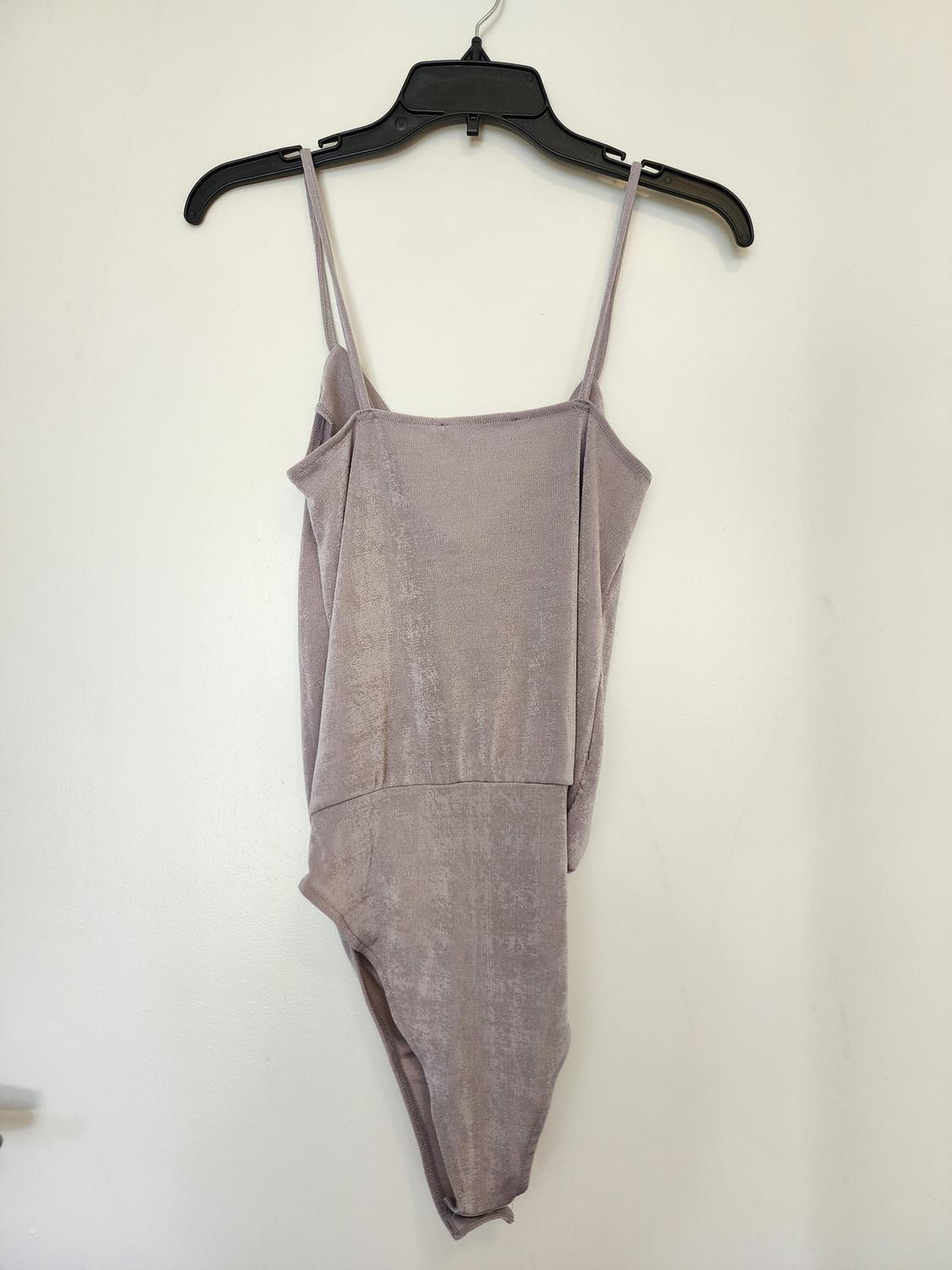 DRAPED NECKLINE BODYSUIT - Image 3