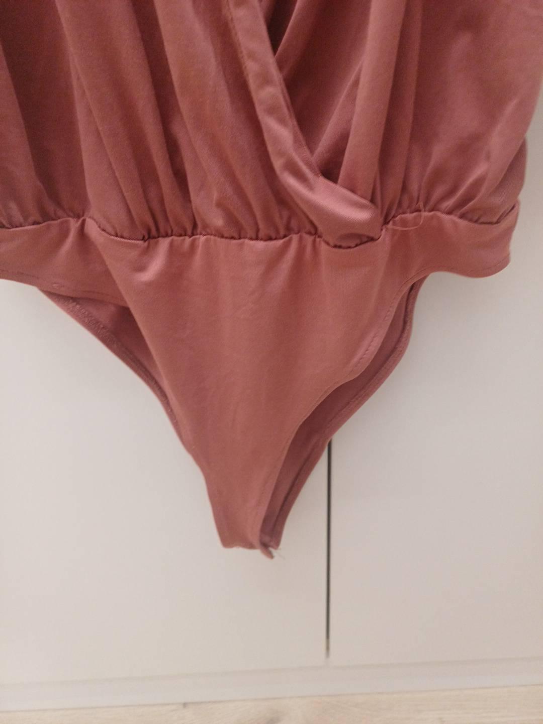 CAPE SLEEVE BODYSUIT - Image 3