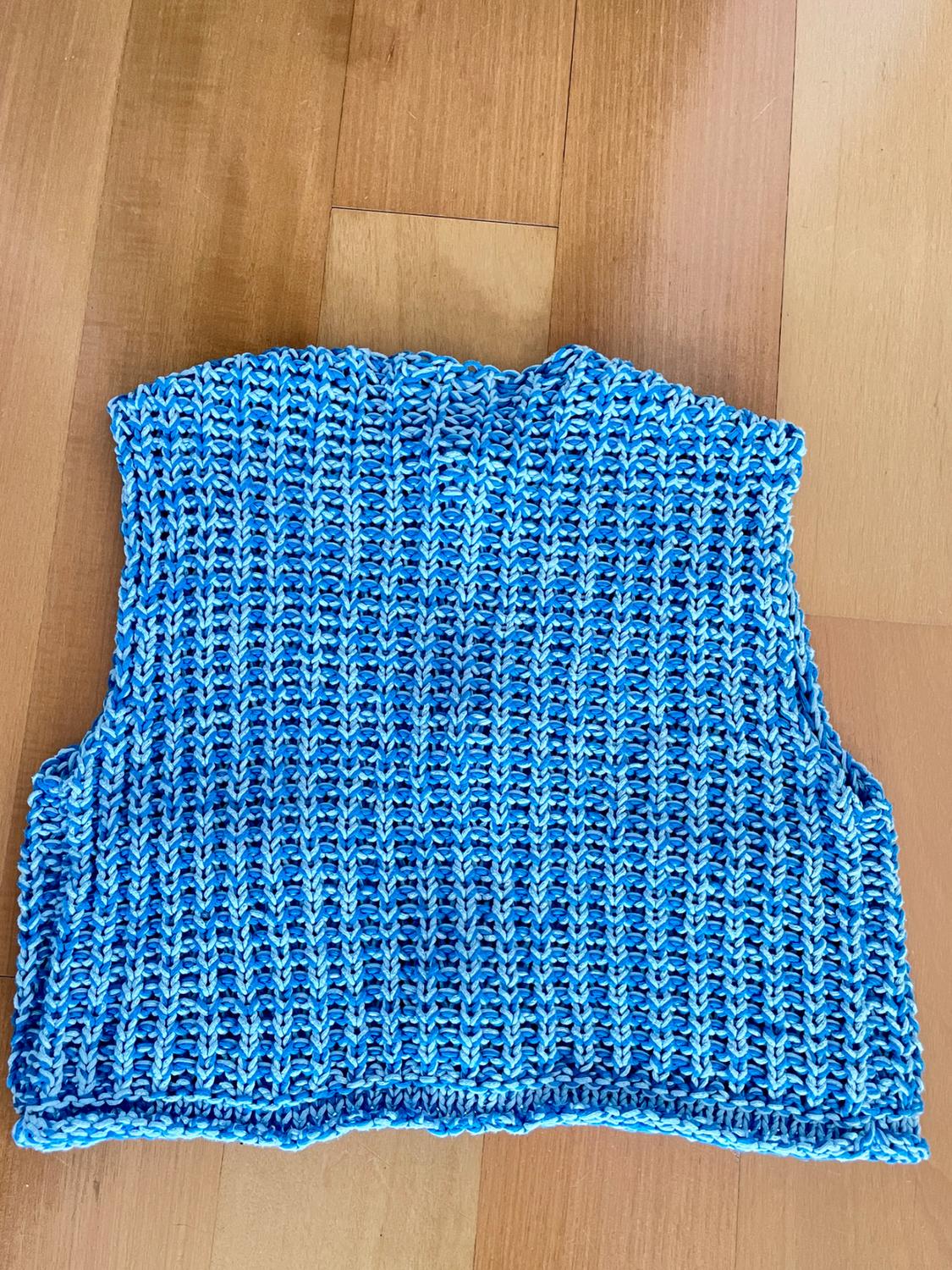 CHUNKY KNIT VEST - Image 2